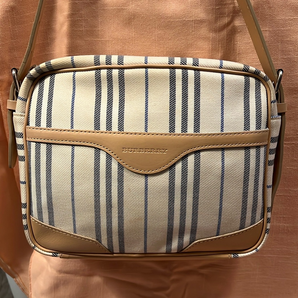 Euc Authentic Burberry Shoulder Bag